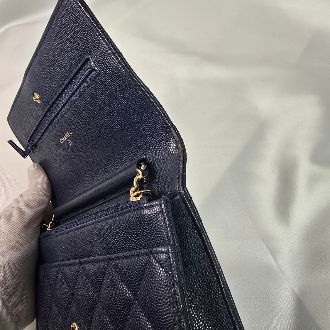 샤넬 클래식 woc 케비어 네이비 금장 상품이미지7