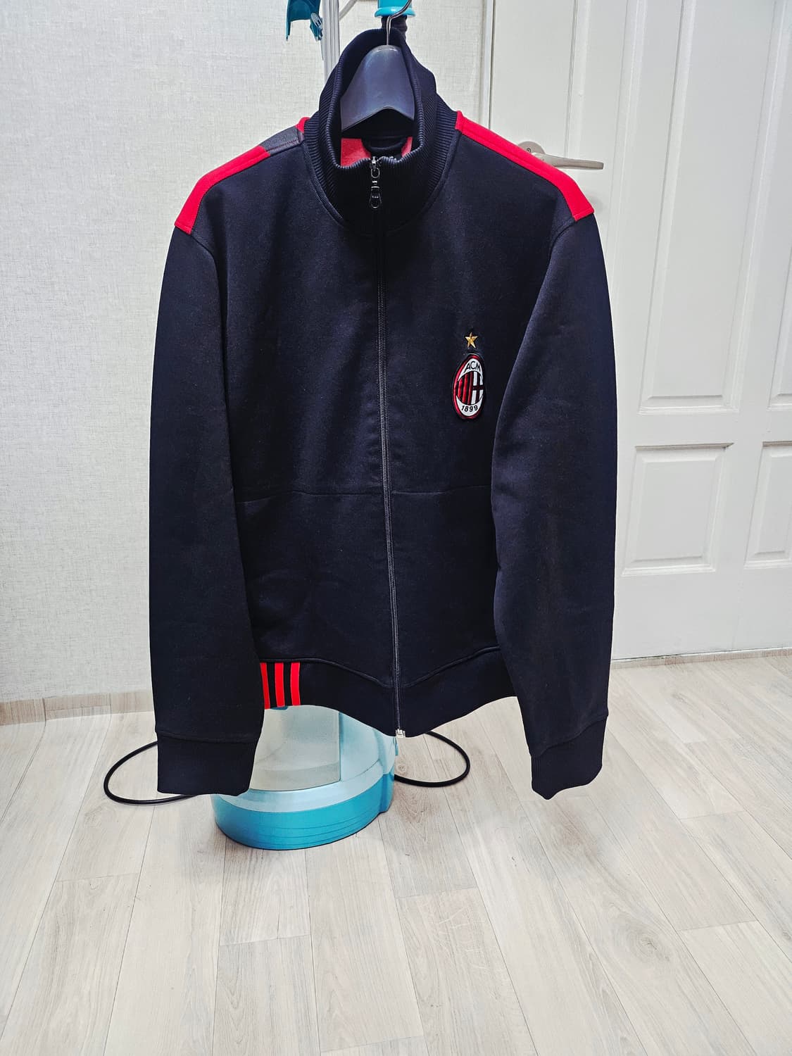 (105)XL ☆초대장급☆ 아디다스 AC밀란 [검빨] 트랙탑져지 상품이미지1