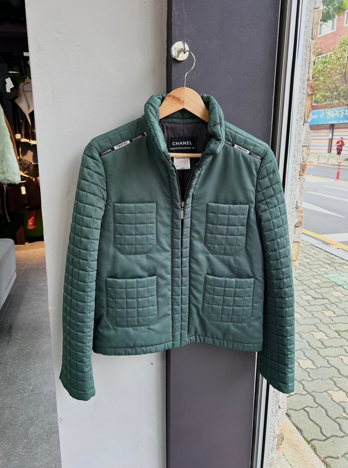 38/ 샤넬 00AW 아카이브 퀄팅 패딩자켓 상품이미지4