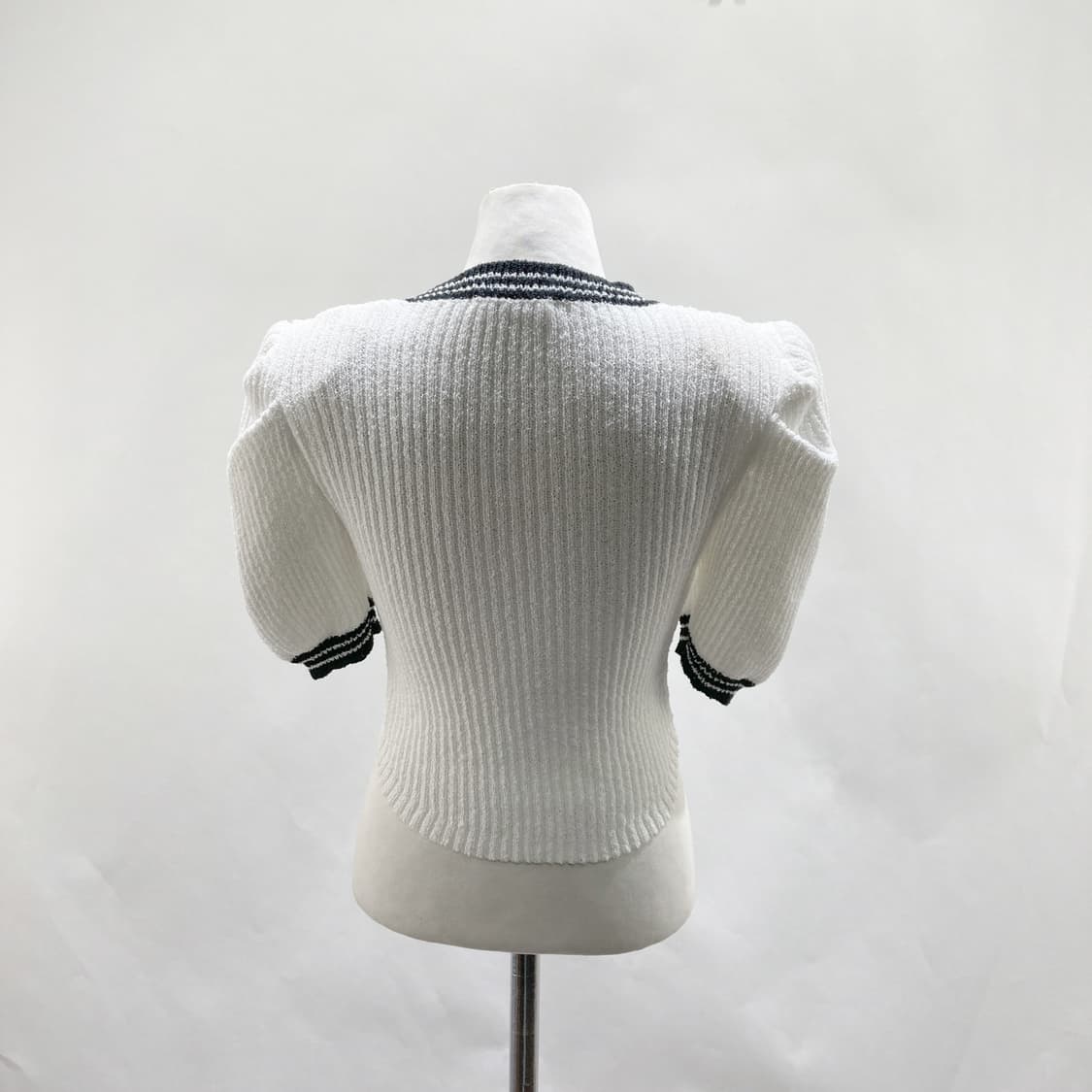 ENDOLPHIN 여성크롭반팔니트티 화이트 S  상품이미지3