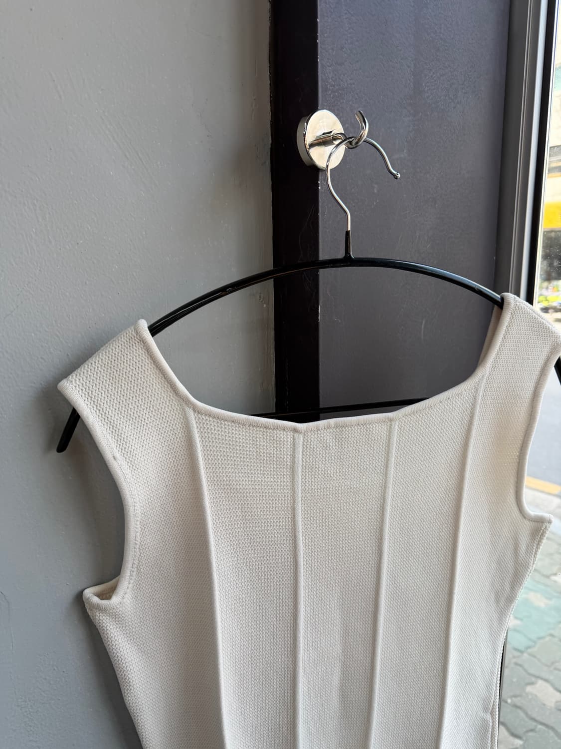 90(F)/ 랑방 컬렉션 22SS 스퀘어넥 나시 상품이미지7