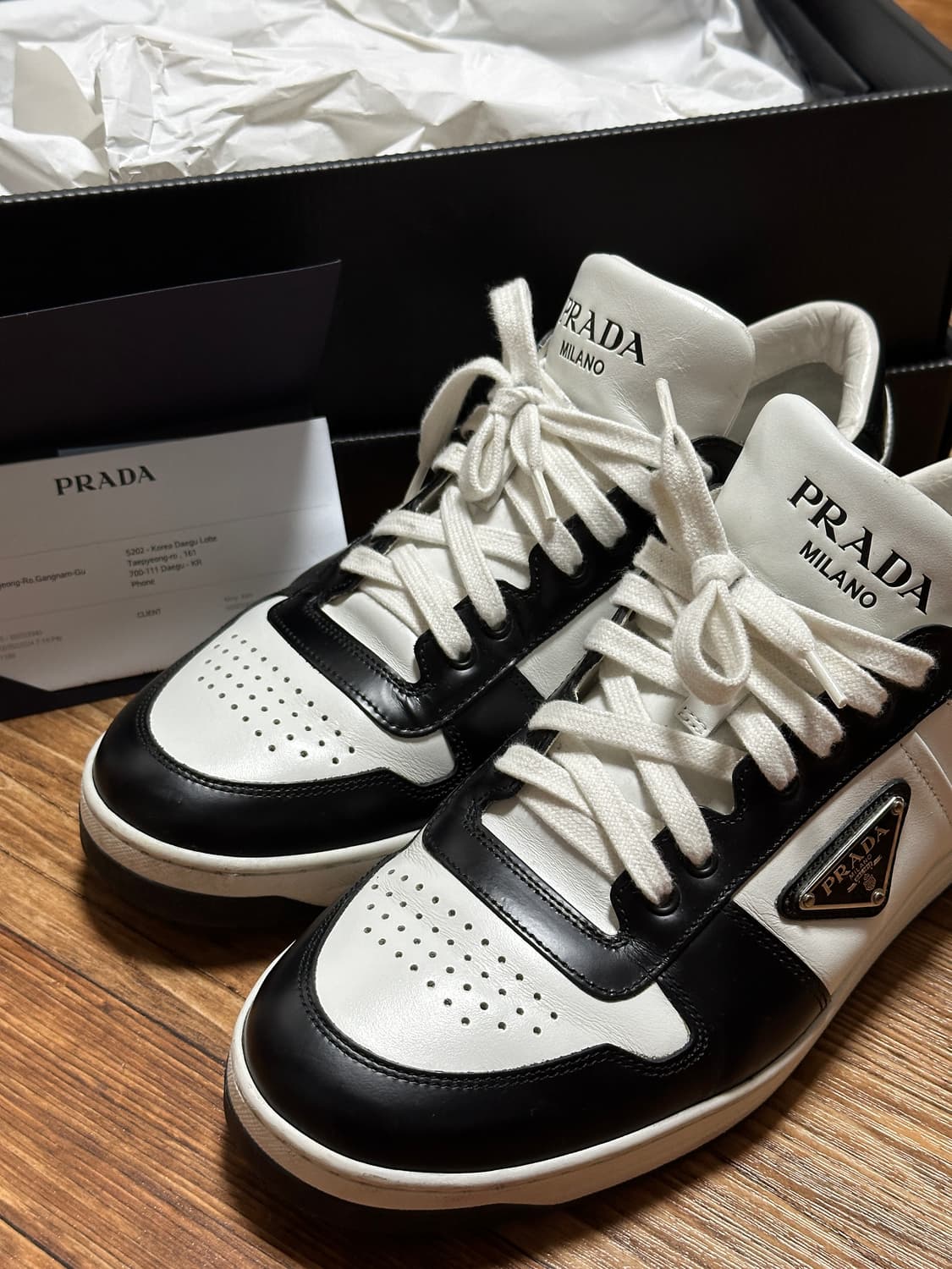 프라다 스니커즈 범고래 판매합니다 상품이미지1
