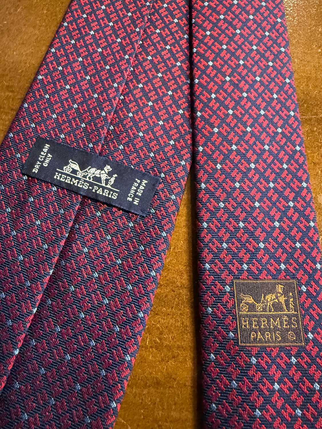 에르메스 H 로고 올오버 패턴 실크 넥타이 상품이미지1