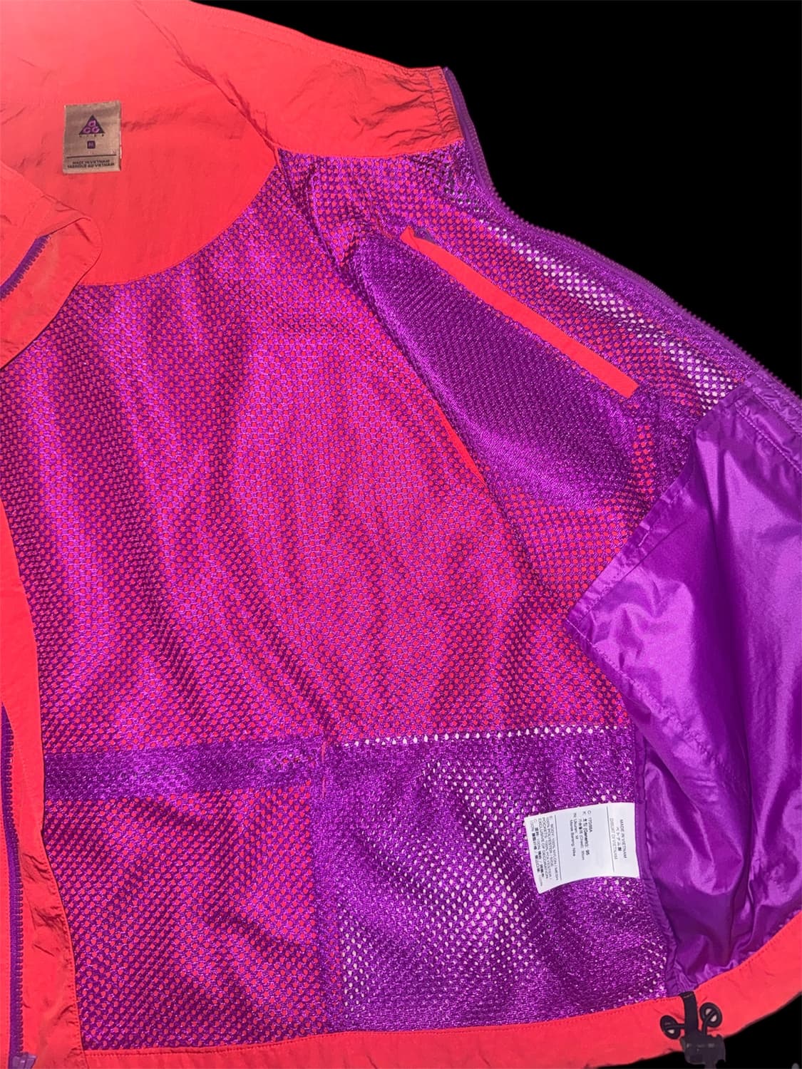 Nike ACG Vest Habanero Red 상품이미지4