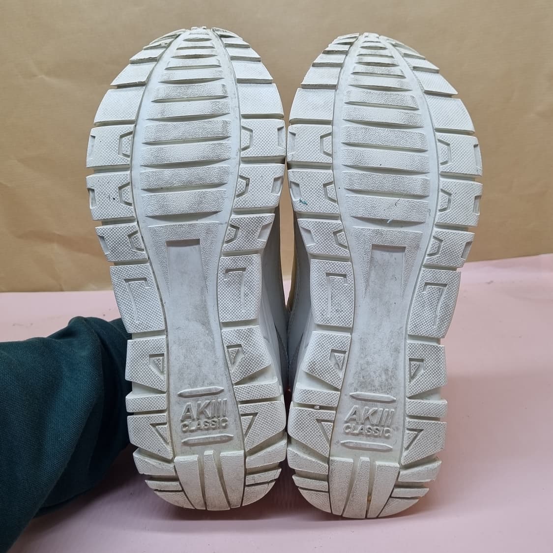 아키클래식 어반트레커 여성운동화250 상품이미지3