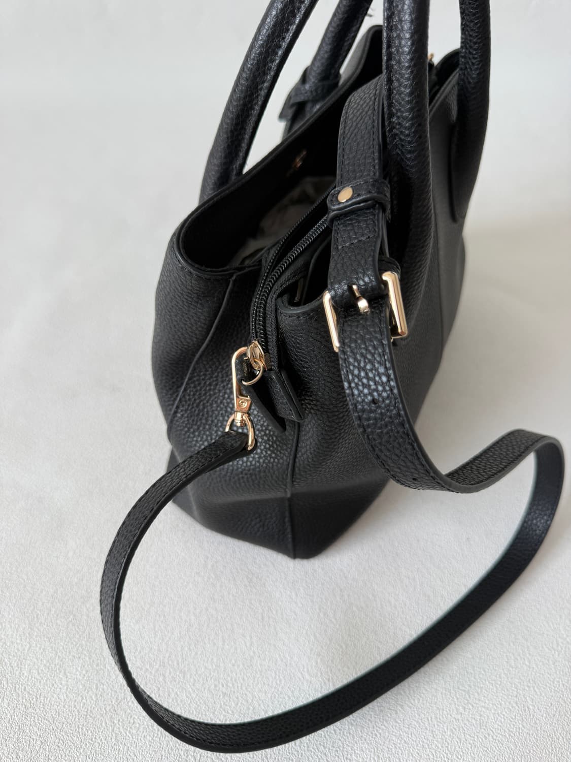 Pre owned 레더 핸드백(크로스 가능) 상품이미지5