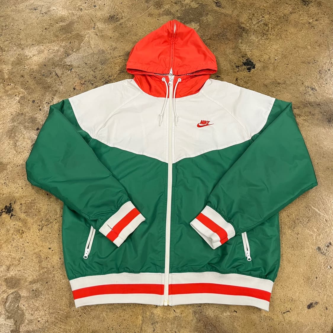 [정품/M] 나이키 바람막이 그린 화이트 레드 b19 상품이미지2