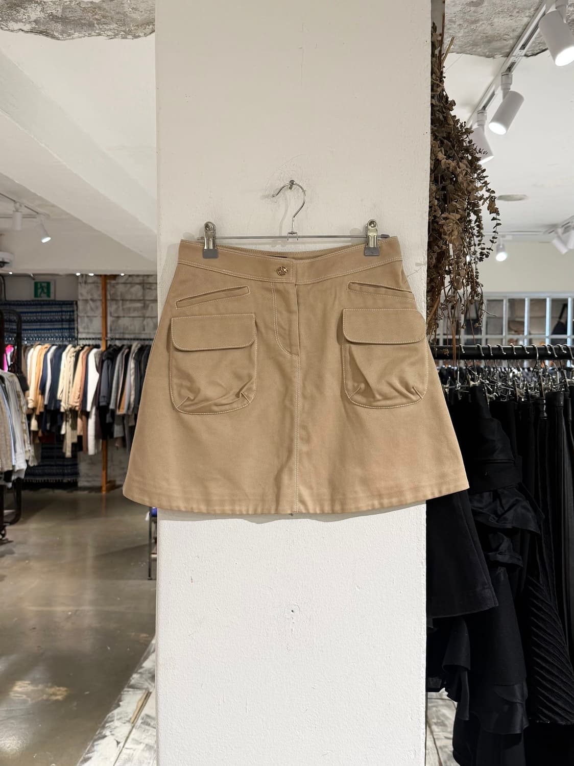 펜디 베이지 포켓 스티치 미니 스커트 상품이미지1