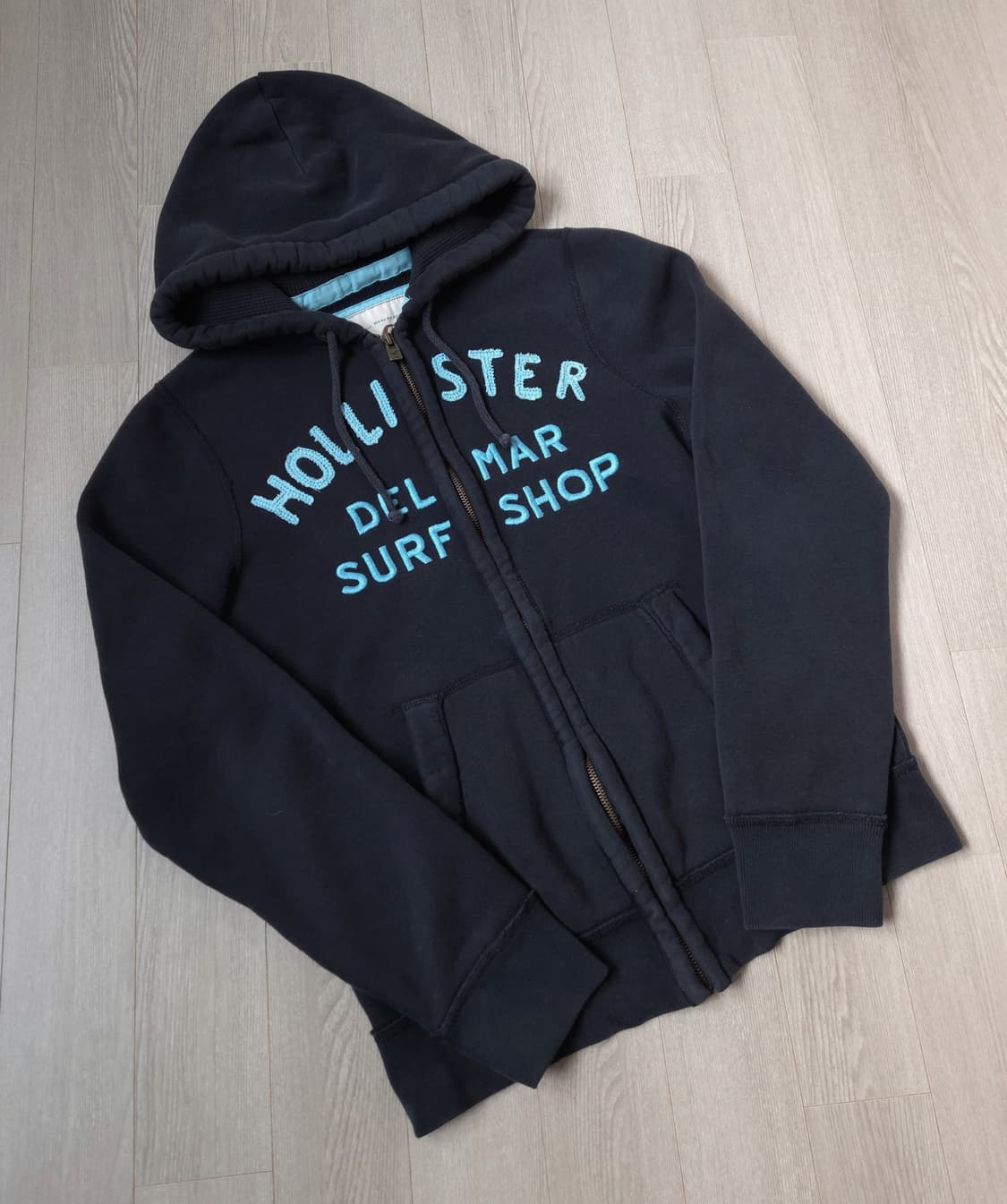 홀리스터 네이비 스카이블루 로고 후드집업 상품이미지1