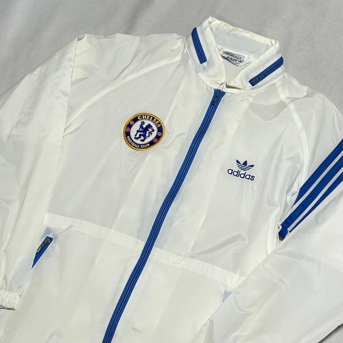 S 아디다스 첼시 올드스쿨 화이트 바람막이 상품이미지1