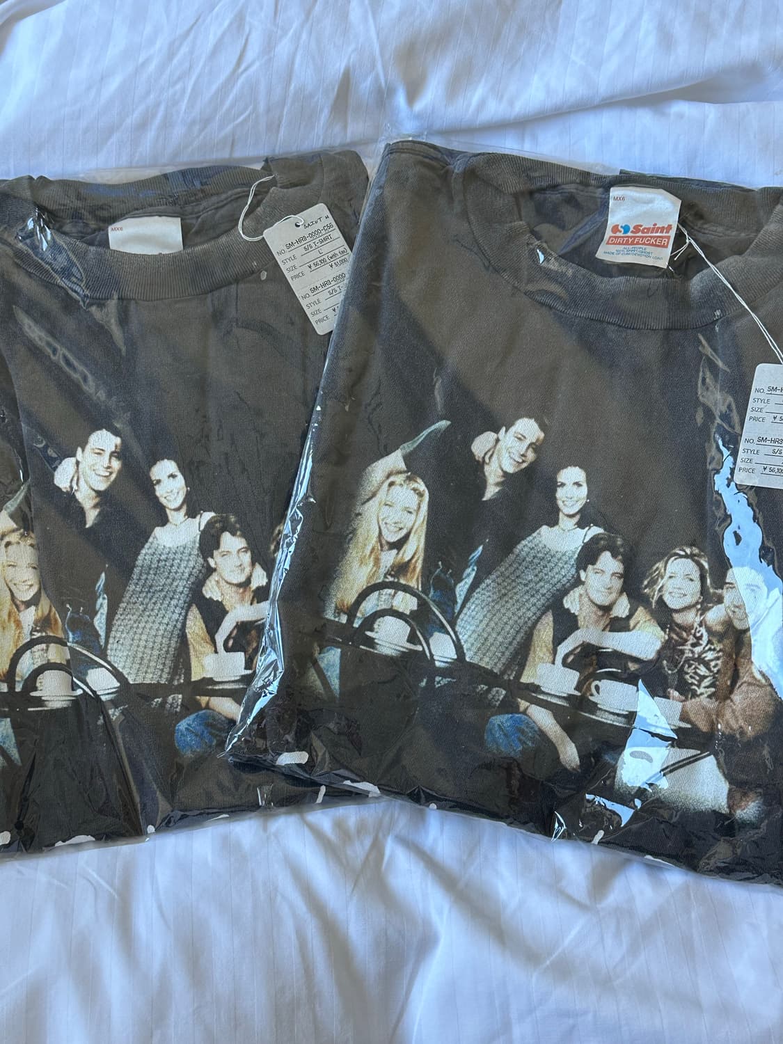 [L,XL] 세인트 미카엘 x 프렌즈 반팔 블랙  상품이미지2