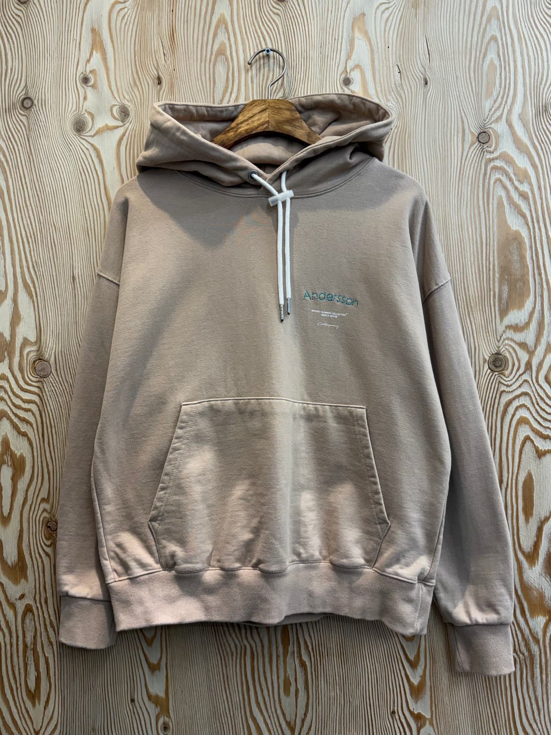 앤더슨 벨 자수 후드티 상품이미지1