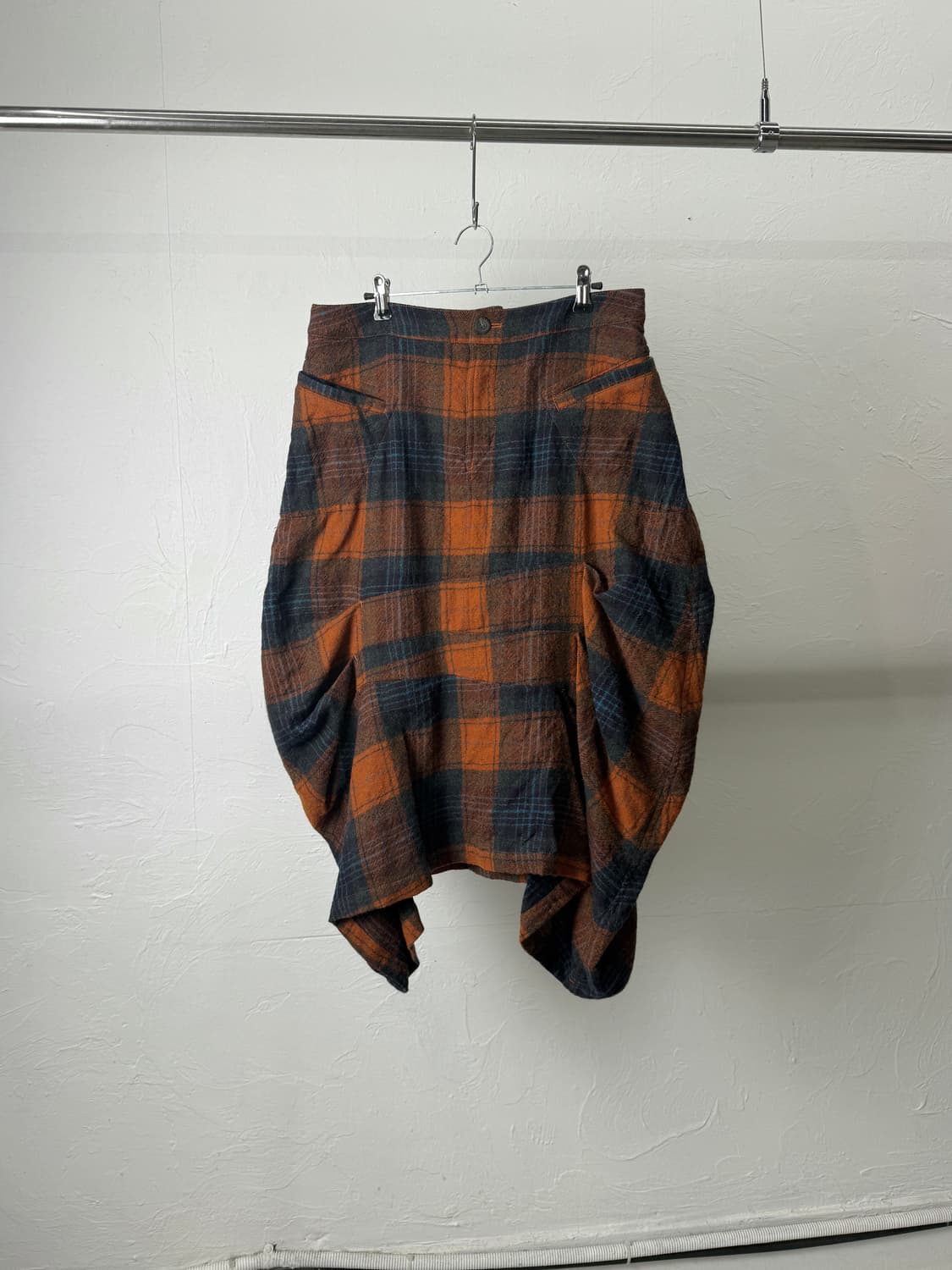 센소유니코 i+mu 드레이프 스커트 상품이미지1