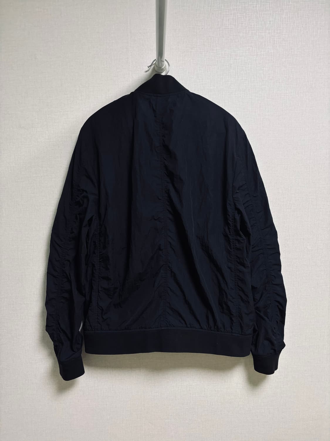 올세인츠 ALLSAINTS 블랙 나일론 봄버 자켓 상품이미지2