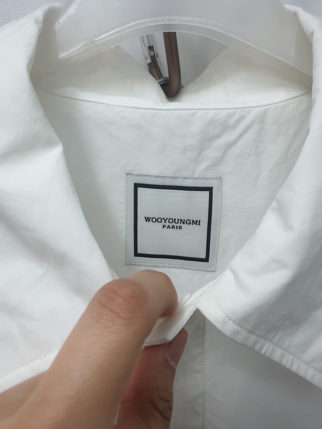 우영미 21ss 화이트 아노락 셔츠 (52) 상품이미지5