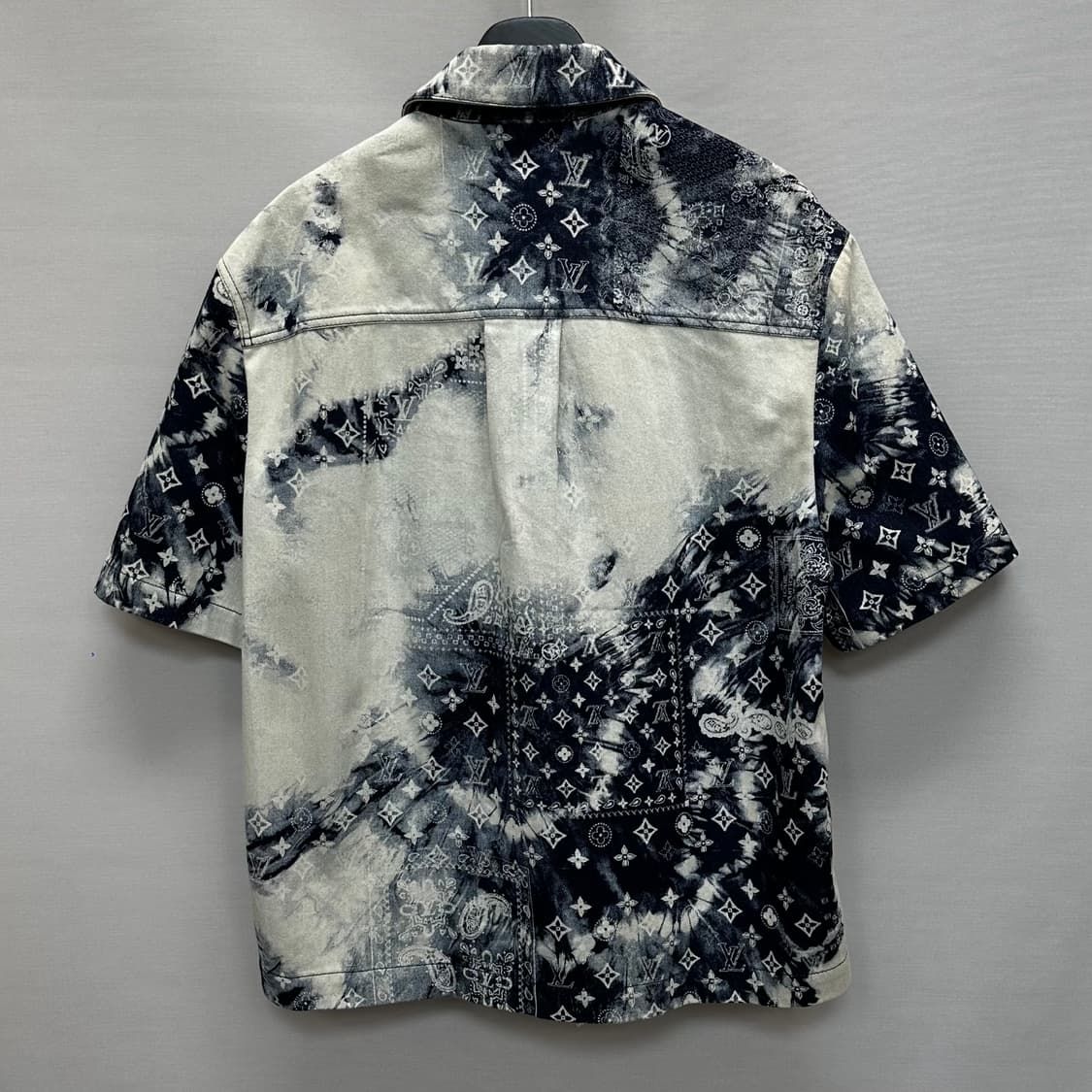 루이비통 모노그램 반다나 데님 셔츠 인디고 (105)  상품이미지4