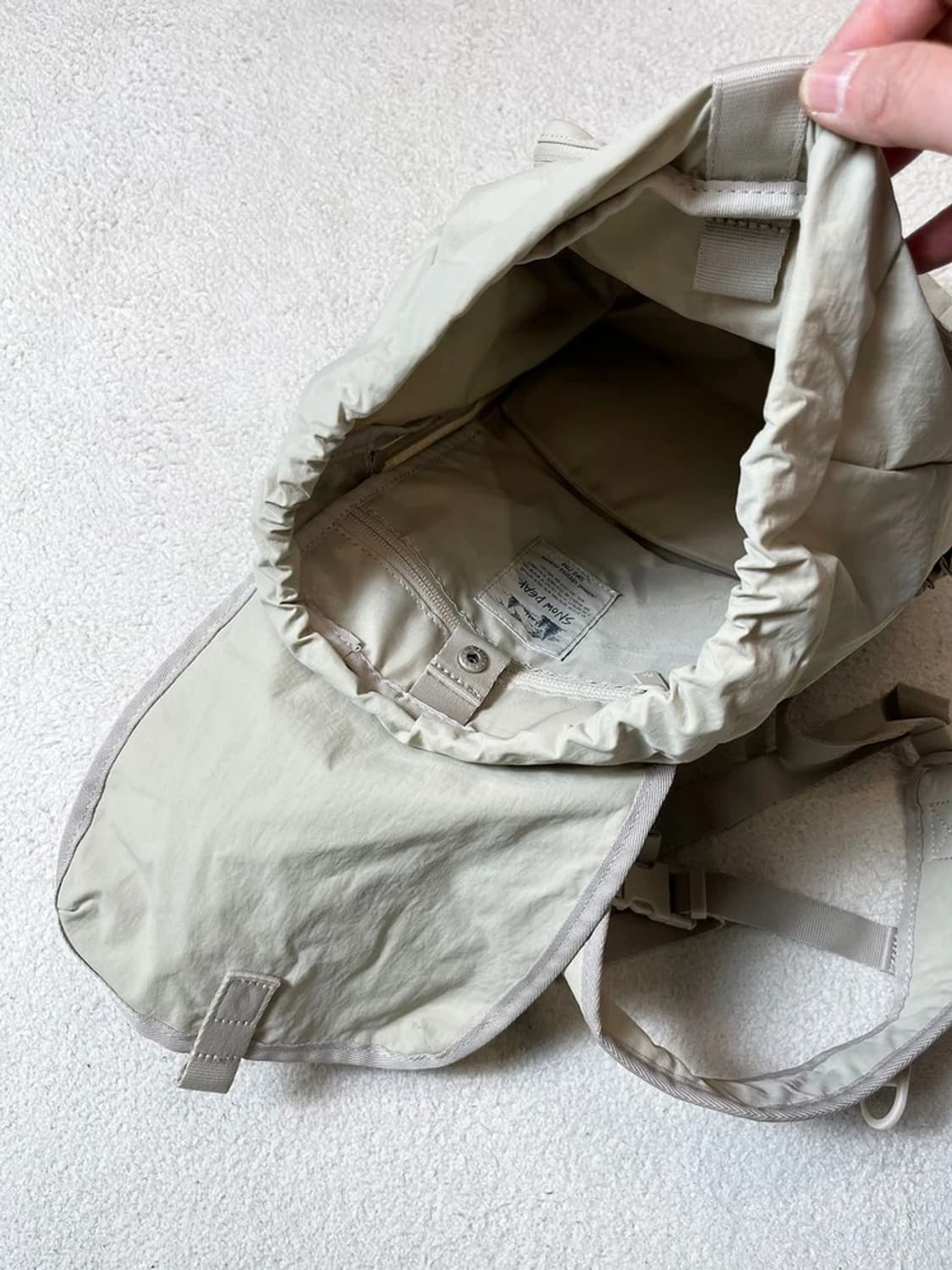 스노우 12L 캠플 투포켓 백팩 A1860 상품이미지8