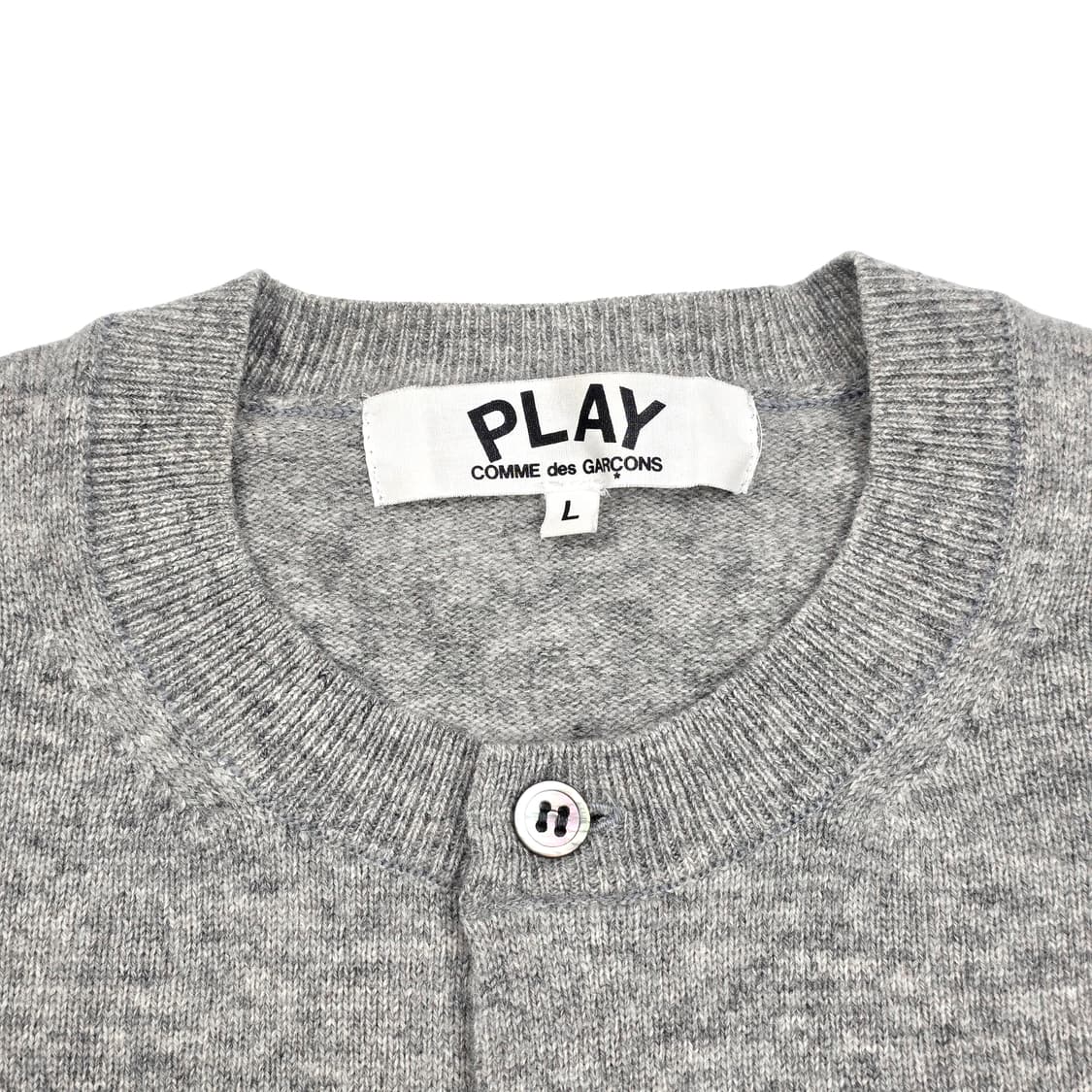 꼼데가르송 플레이 여성 라운드넥 가디건 그레이 상품이미지4