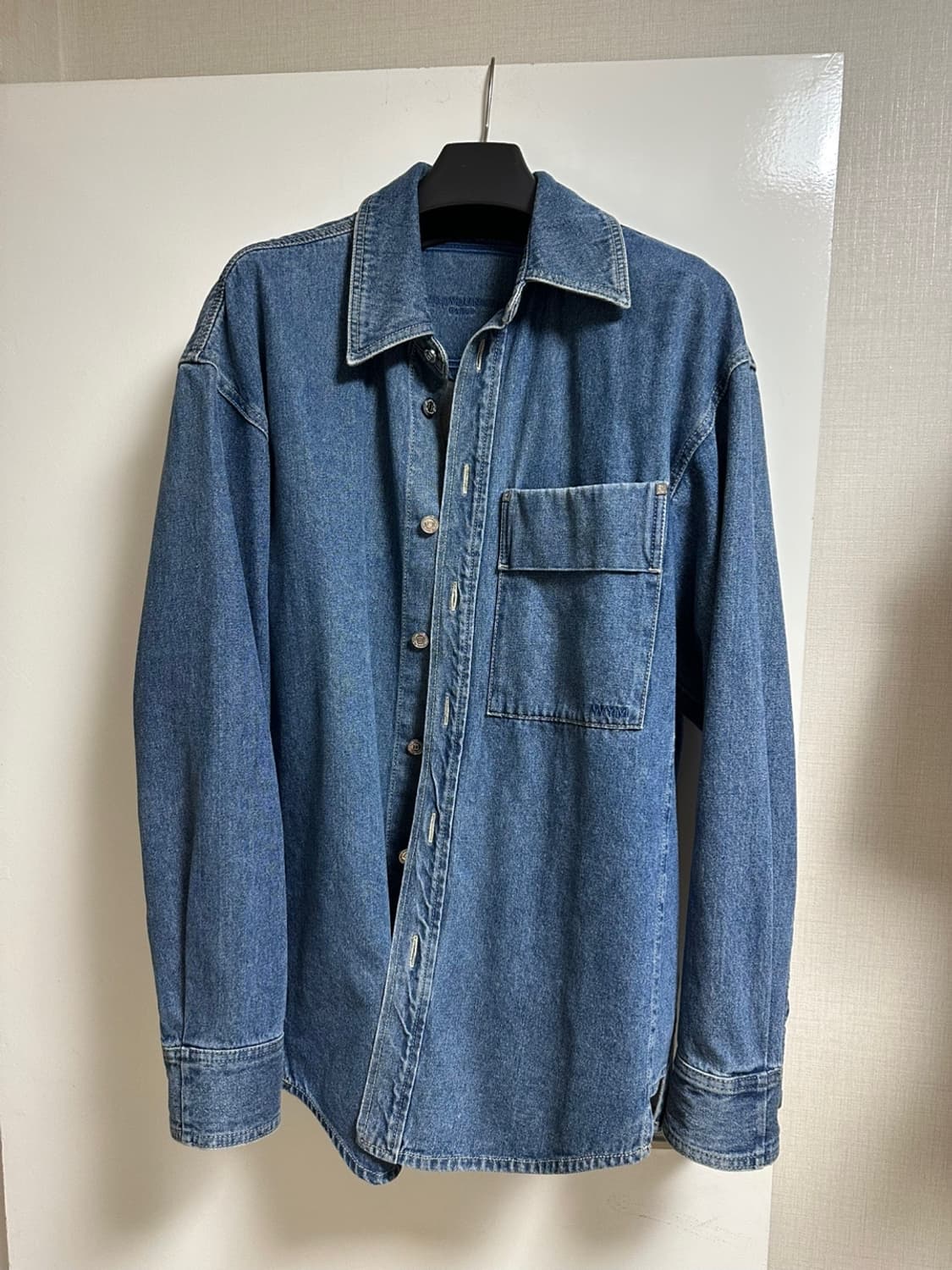 [48]우영미 데님 깃털 백로고 셔츠 블루 상품이미지3