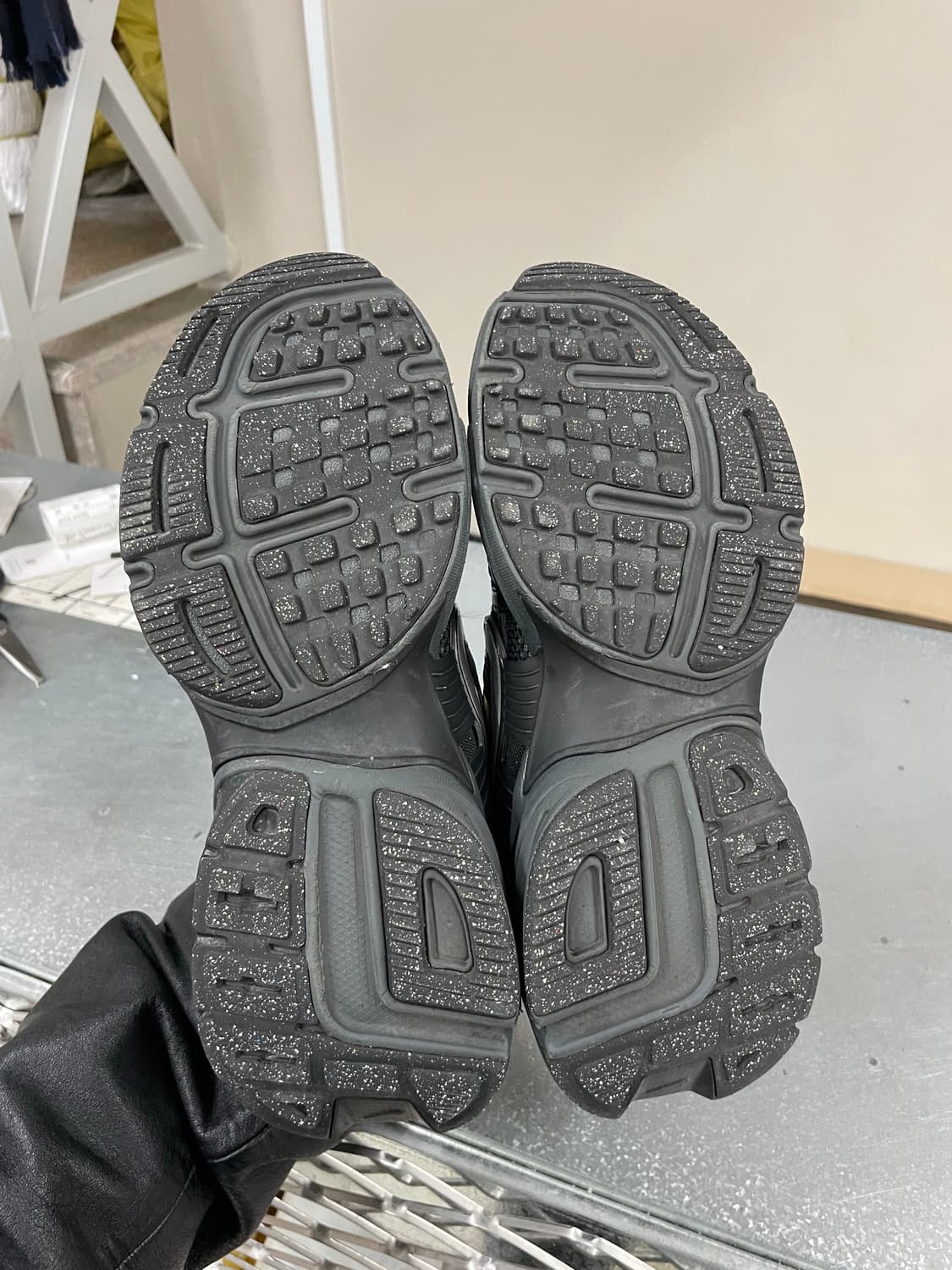 나이키 V2K 런 블랙 240 상품이미지6