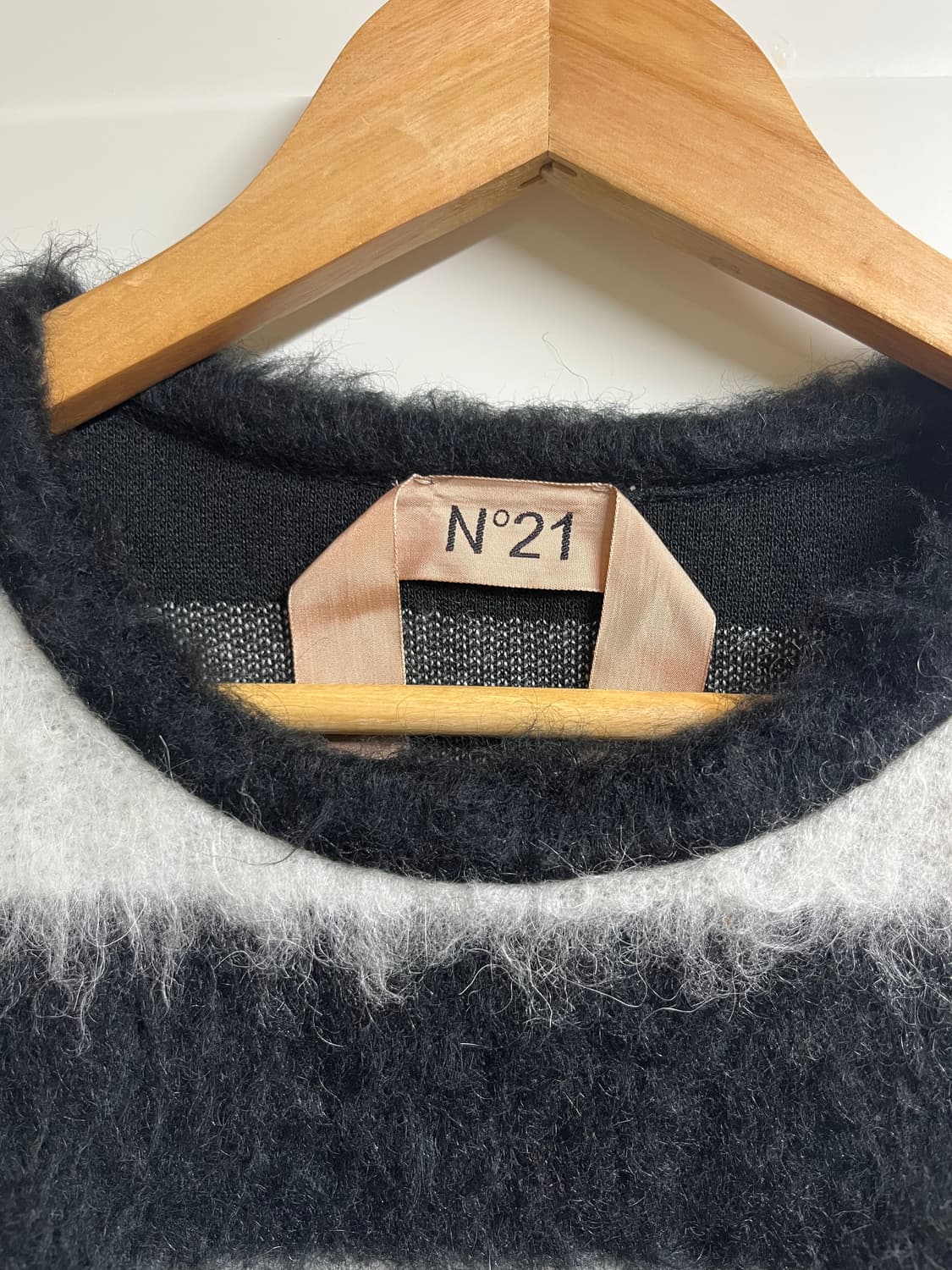 N°21 스트라이프 니트입니다 상품이미지2