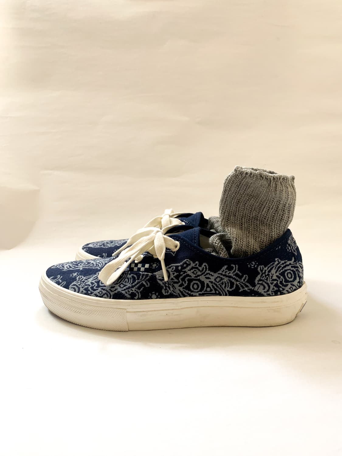 [240mm] 반스 페이즐리 패턴 스니커즈 상품이미지5