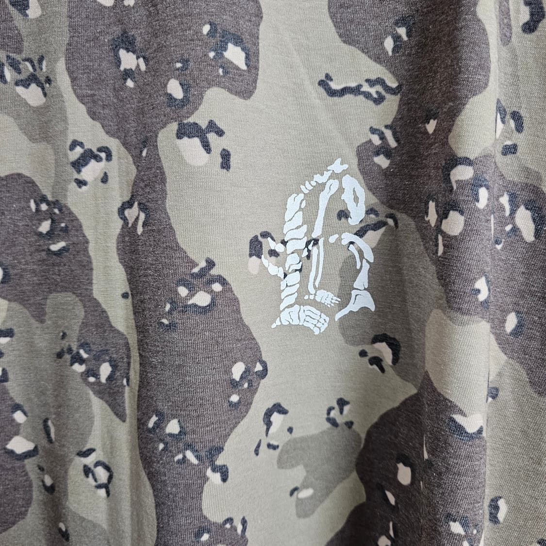 블랙아웃 반팔티 상품이미지2