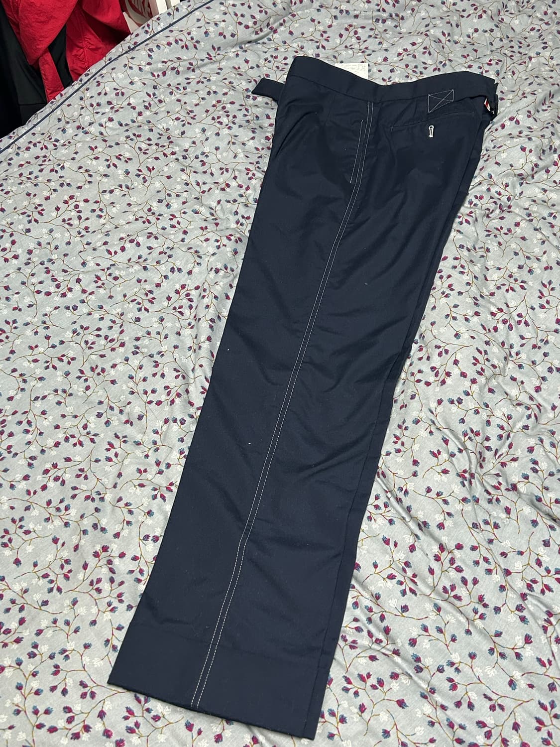 톰브라운 슬랙스 판매합니다 상품이미지1