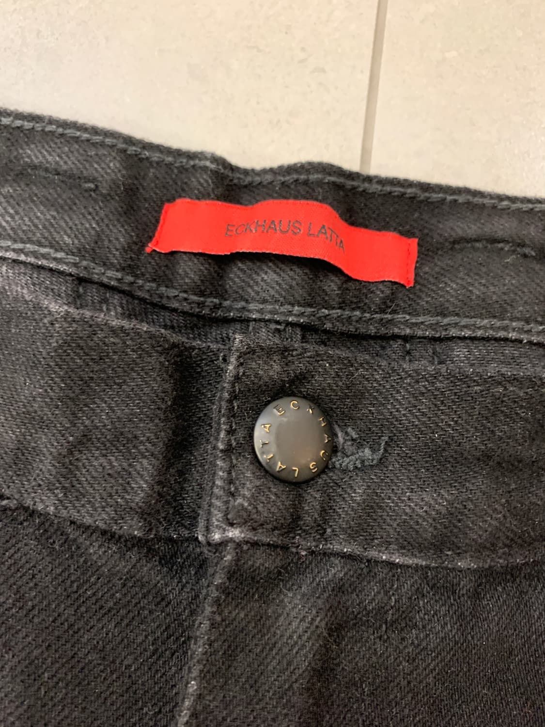 에크하우스라타 배기진 블랙32 상품이미지3