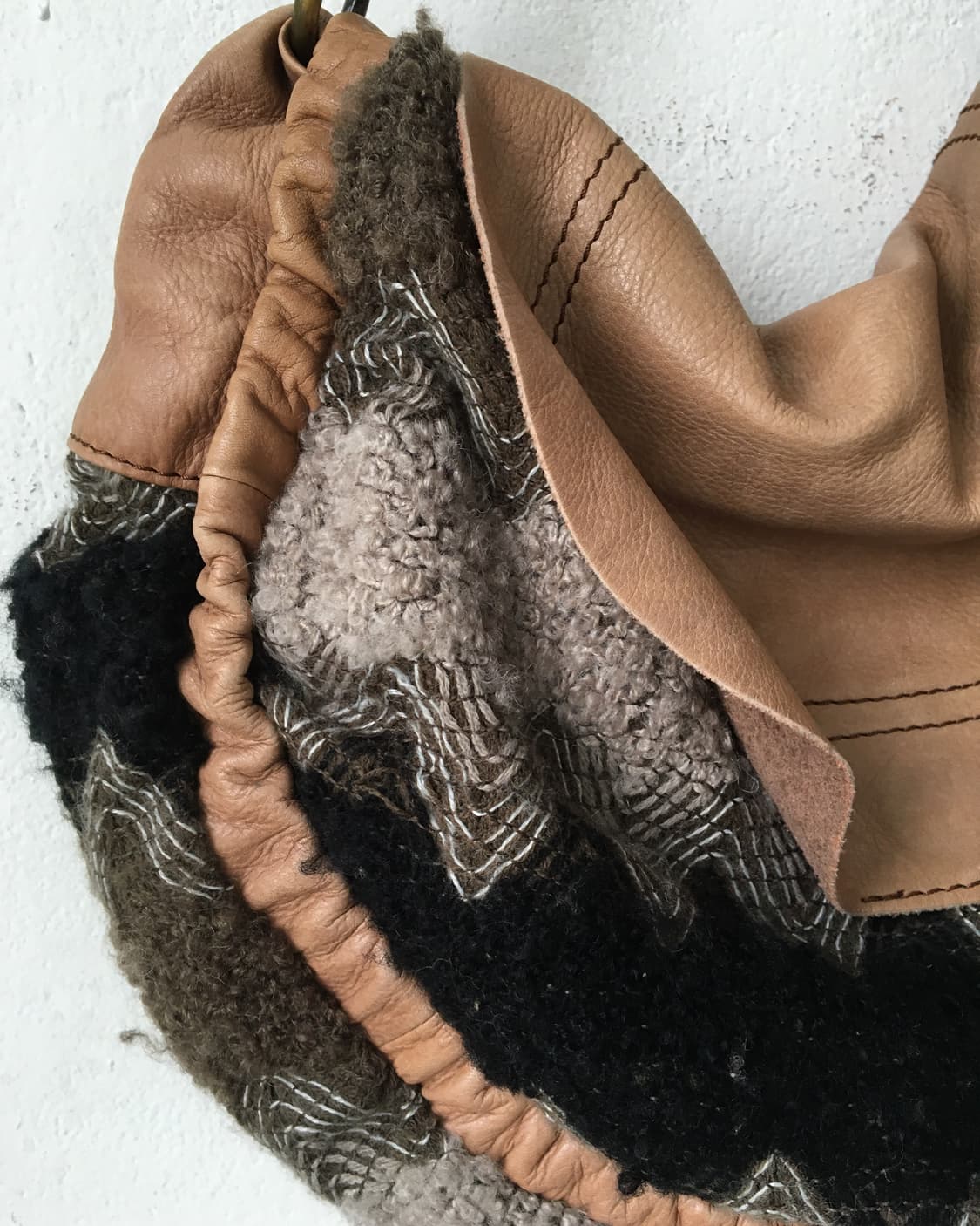  knitted layered leather shoulder bag 상품이미지5