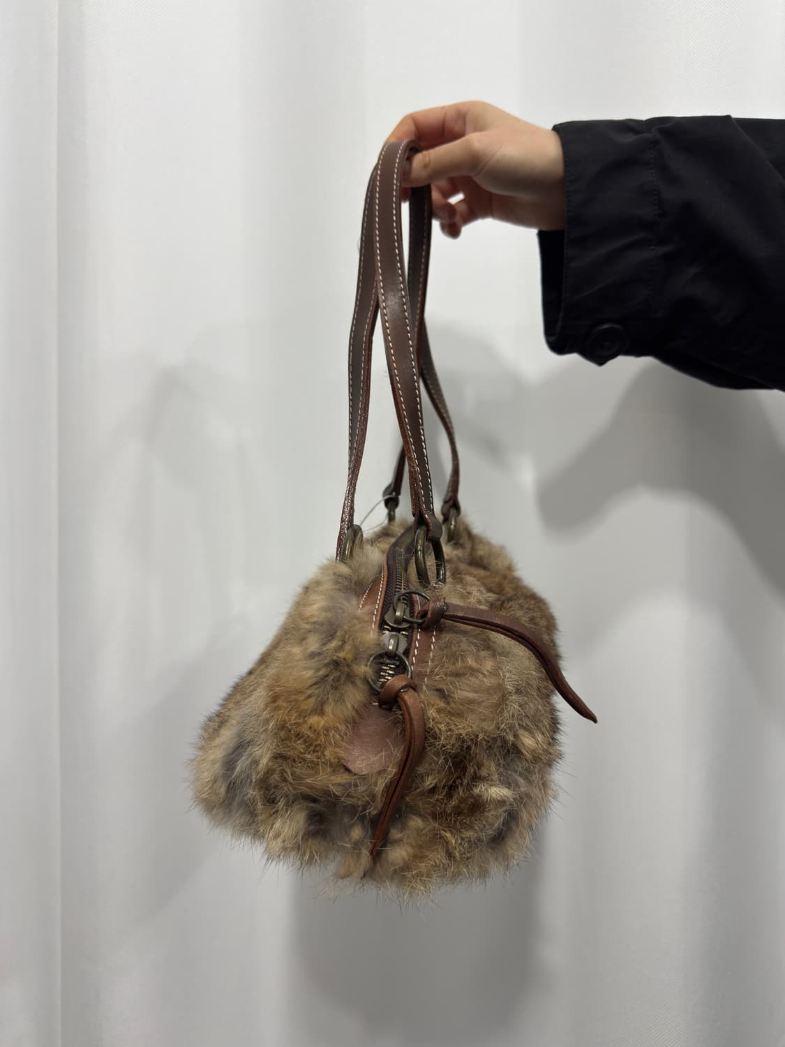 sazaby rabbit fur shoulderbag 상품이미지3