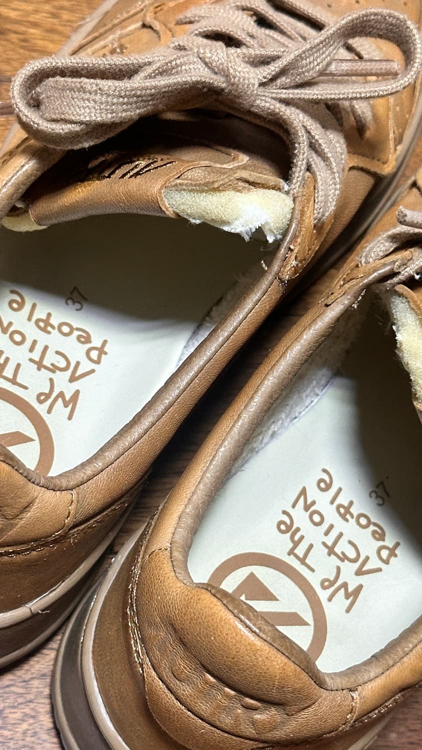 오트리 메달리스트 베이지 고트스킨 상품이미지3