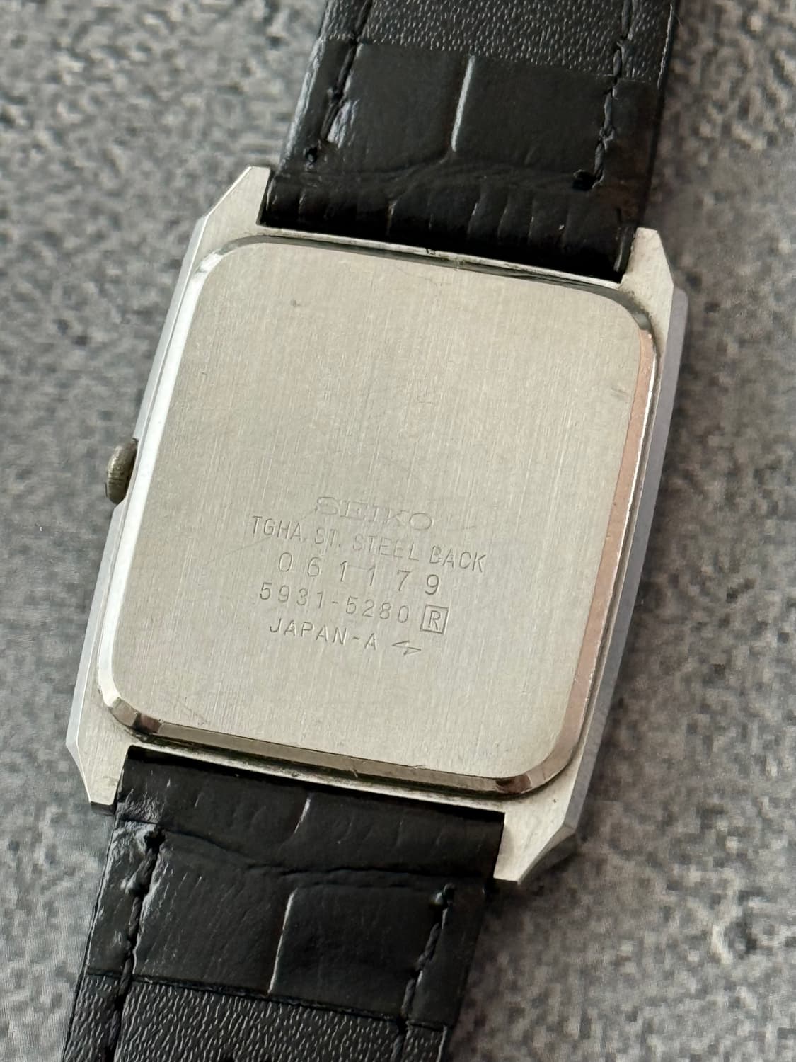 세이코 Seiko 샴페인 골드 쿼츠 스퀘어 상품이미지3