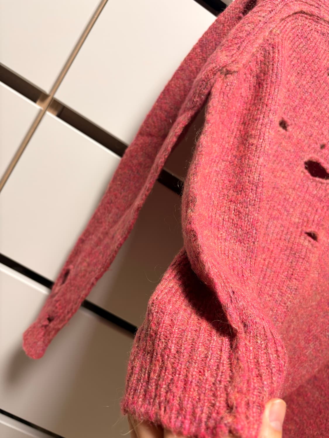 이자벨마랑 에뚜왈 핑크 디스트로이드 니트 34 상품이미지5