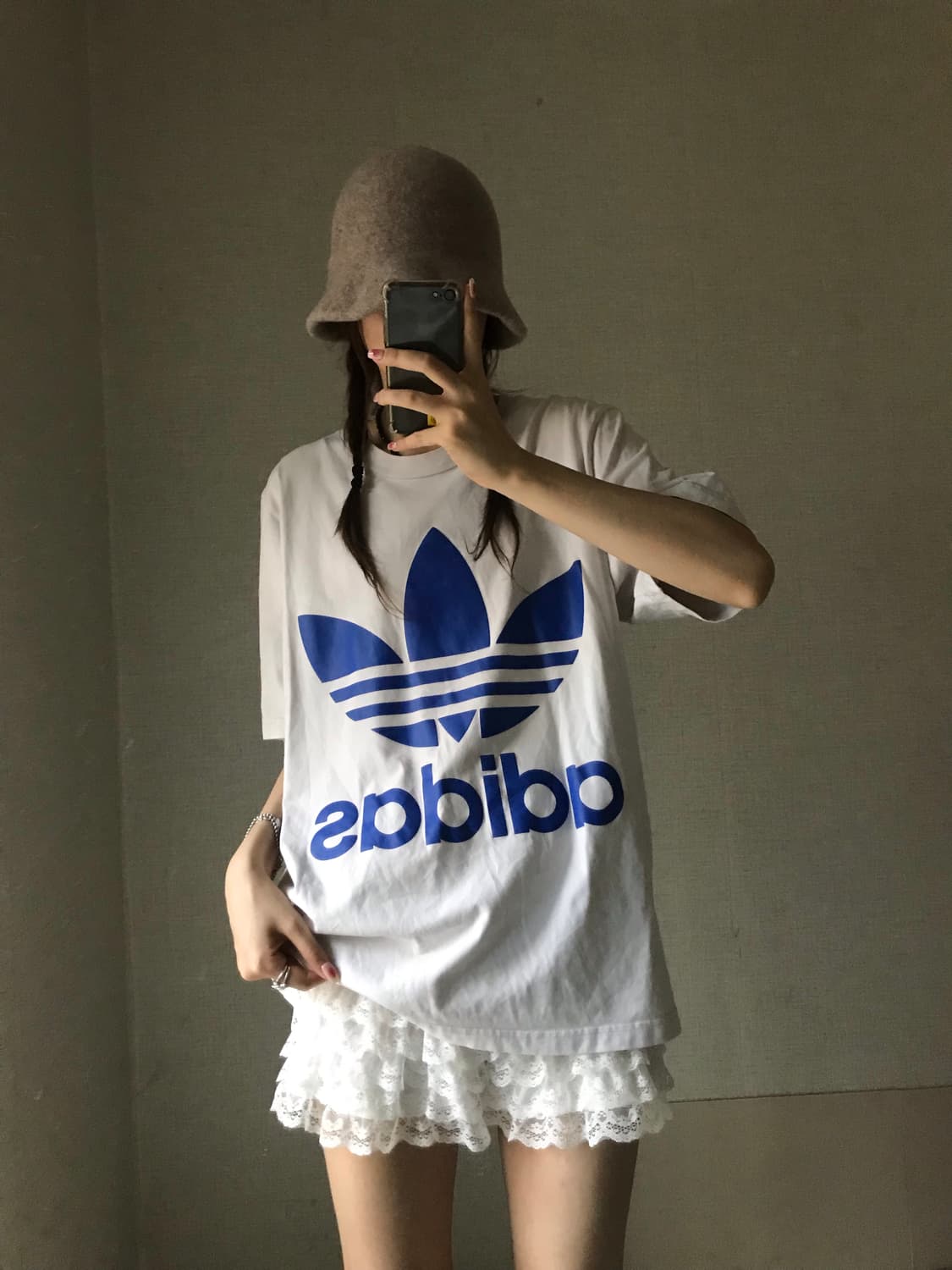 아디다스 빅로고 오버핏 반팔티셔츠 상품이미지2