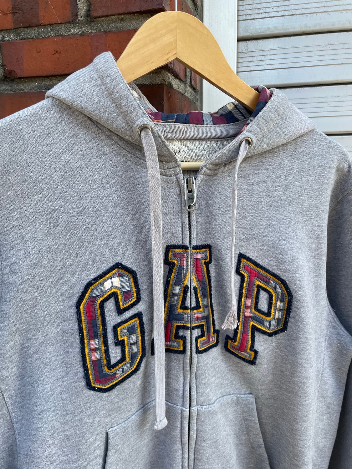 GAP 체크로고 그레이 후디 상품이미지4