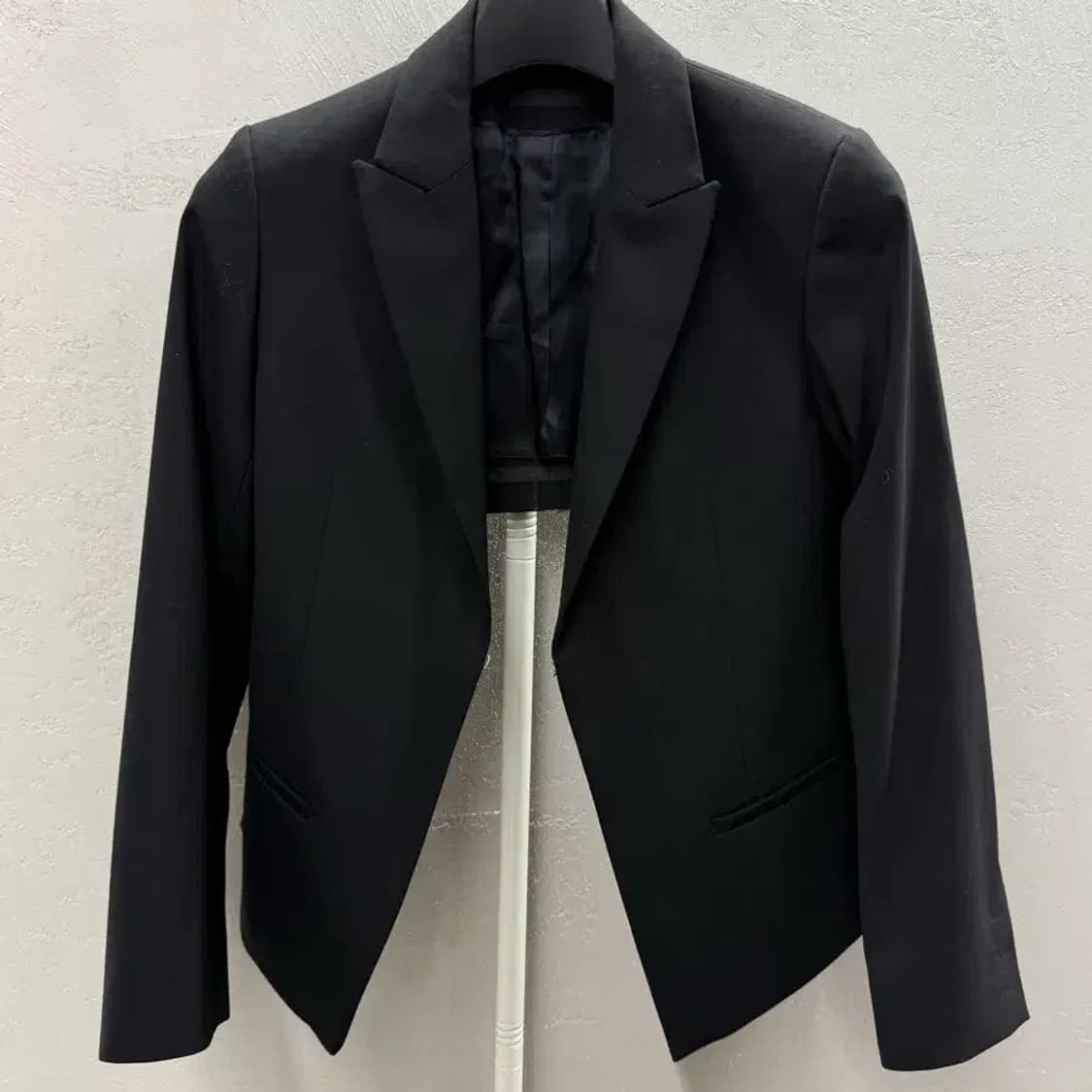 COS 블랙 크롭 자켓 EUR 34 상품이미지2