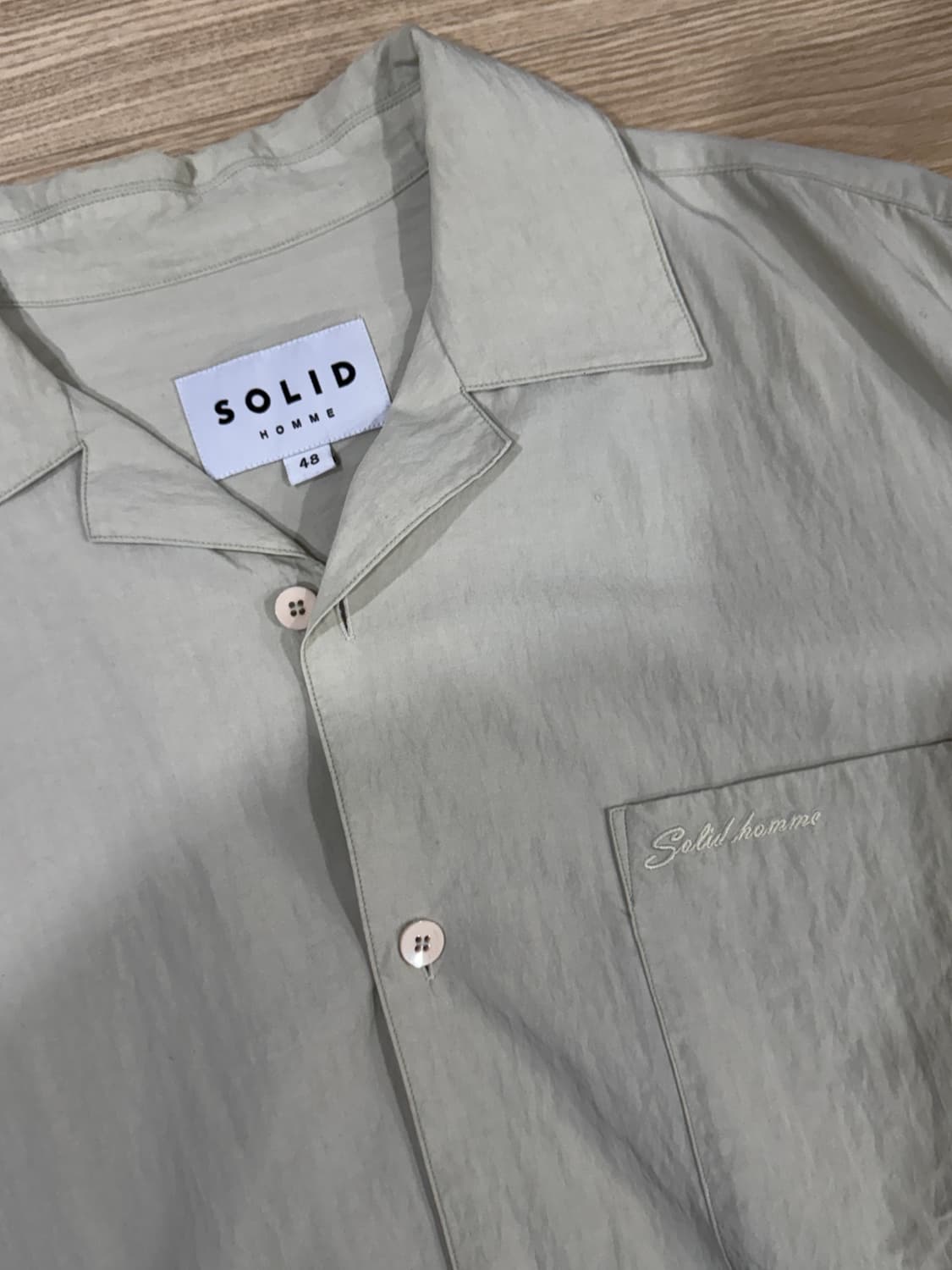 [48] 솔리드옴므 22SS 반팔셔츠 라이트베이지 상품이미지2