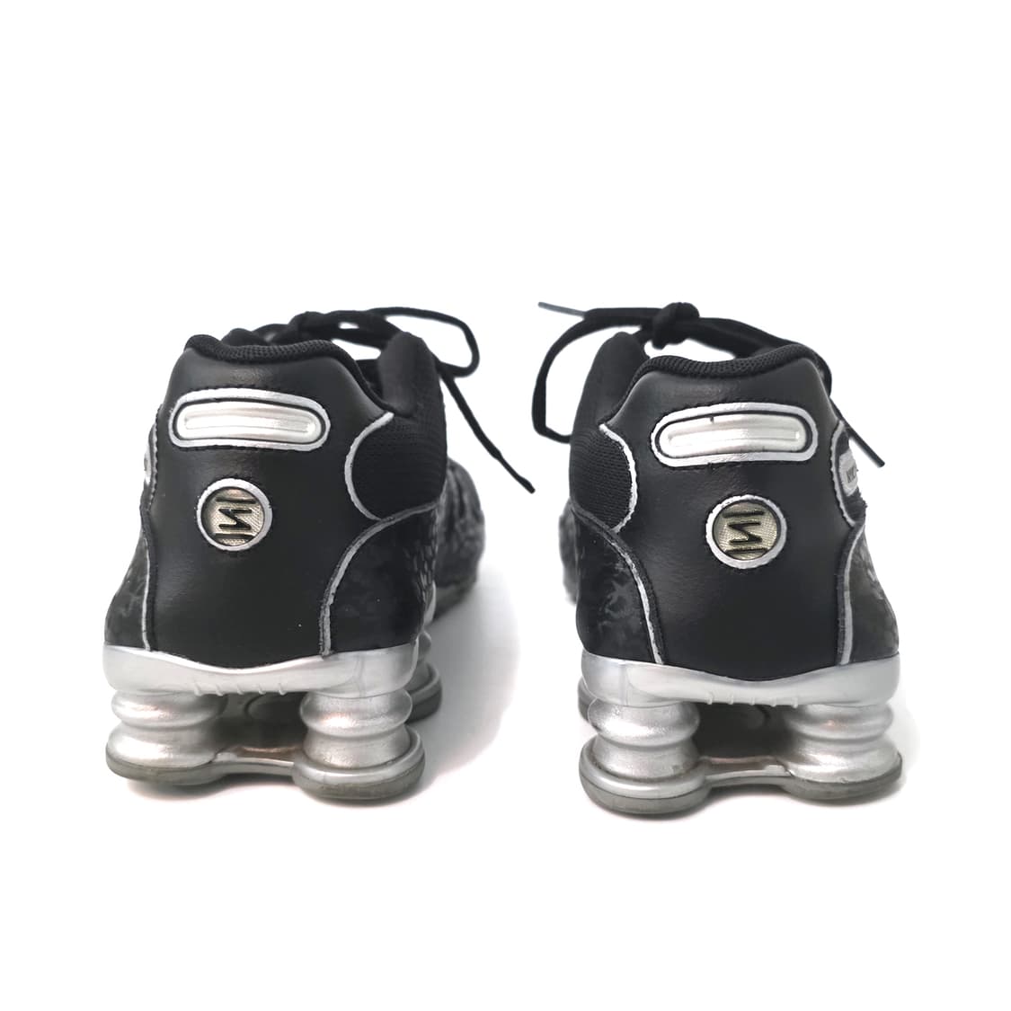 [240] 나이키 샥스 NZ 앤트러사이트 블랙 상품이미지3