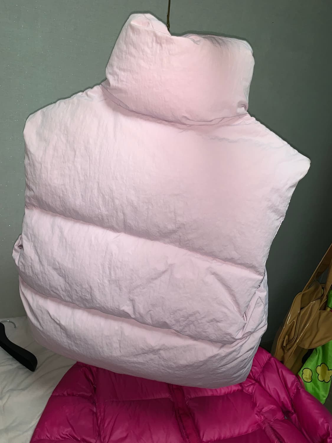 페일제이드 베이비핑크 패딩조끼 일브일본빈티지갸루모리 베이비메탈클럽포어링 상품이미지3