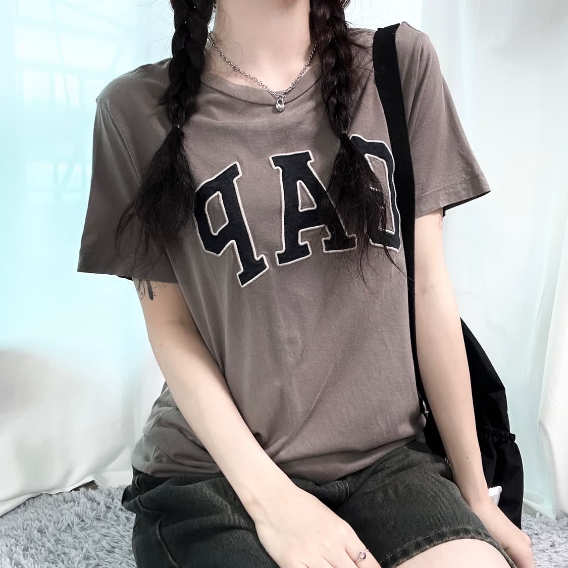 갭 빅로고 코코아 반팔 상품이미지2