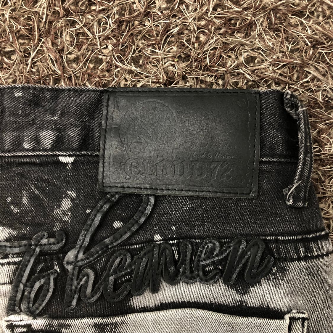 CLOUD72 레더 스컬 패치워크 데님 팬츠 상품이미지3