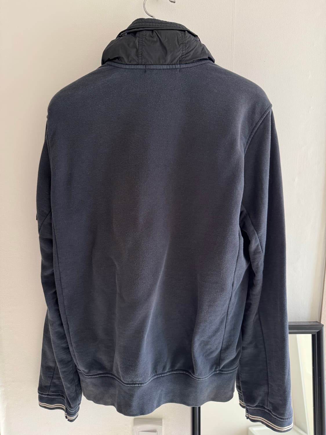 스톤아일랜드 집업 상품이미지4