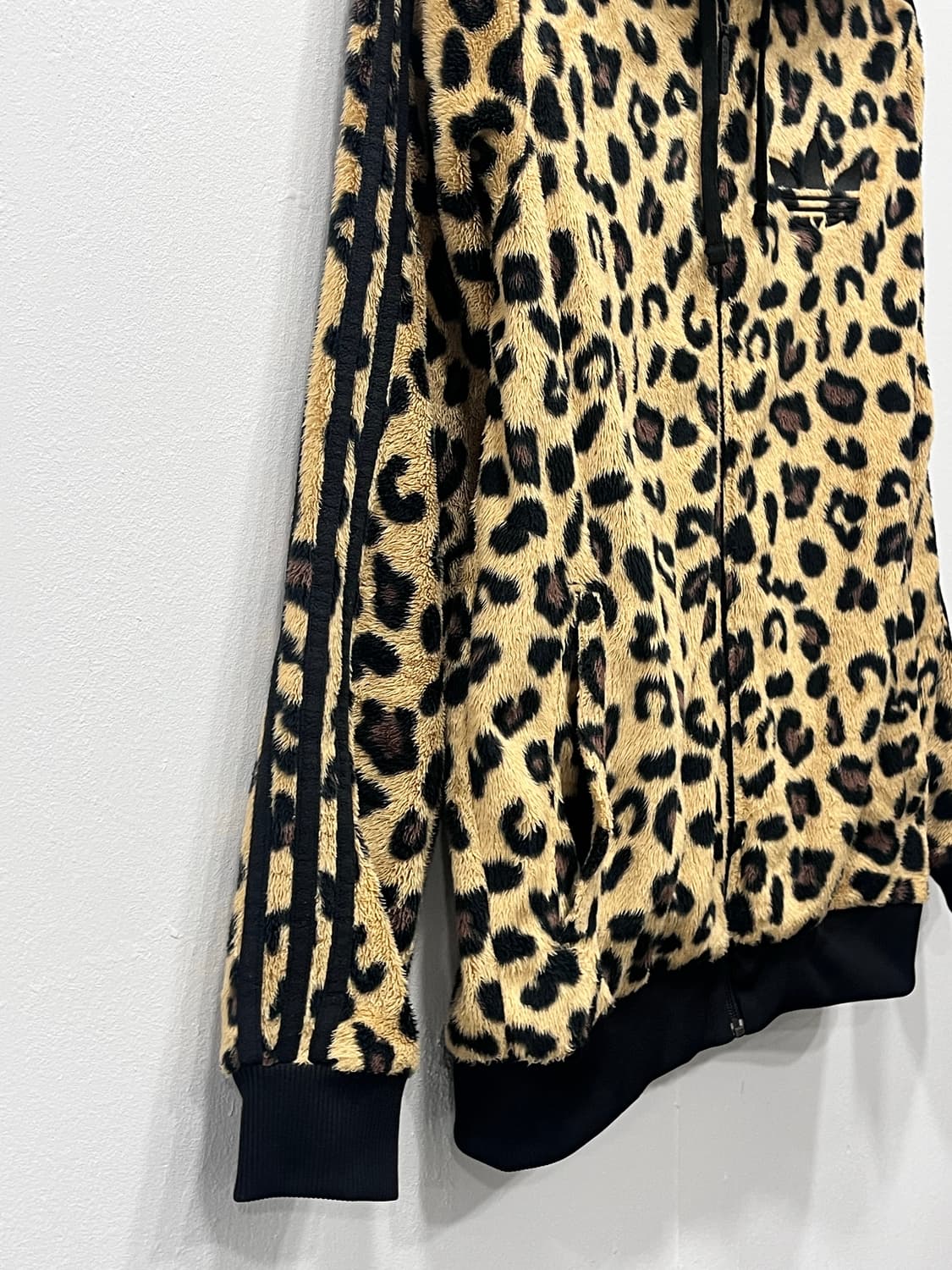 아디다스 레오파드 쉐르파 후드 집업 XL 상품이미지3