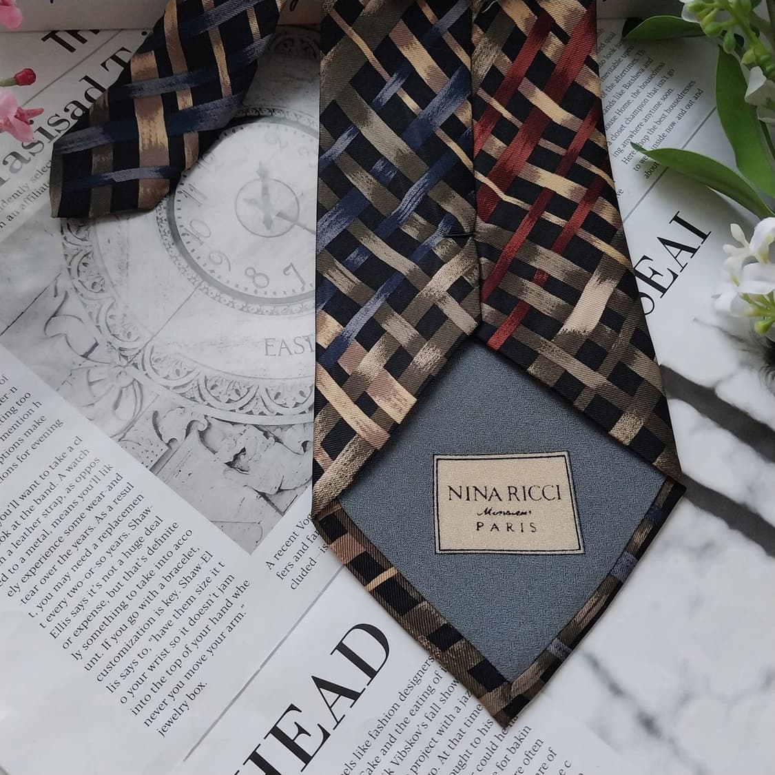 니나리치 실크 블랙 패턴 넥타이 9.5cm A+등급 K1683
 상품이미지8