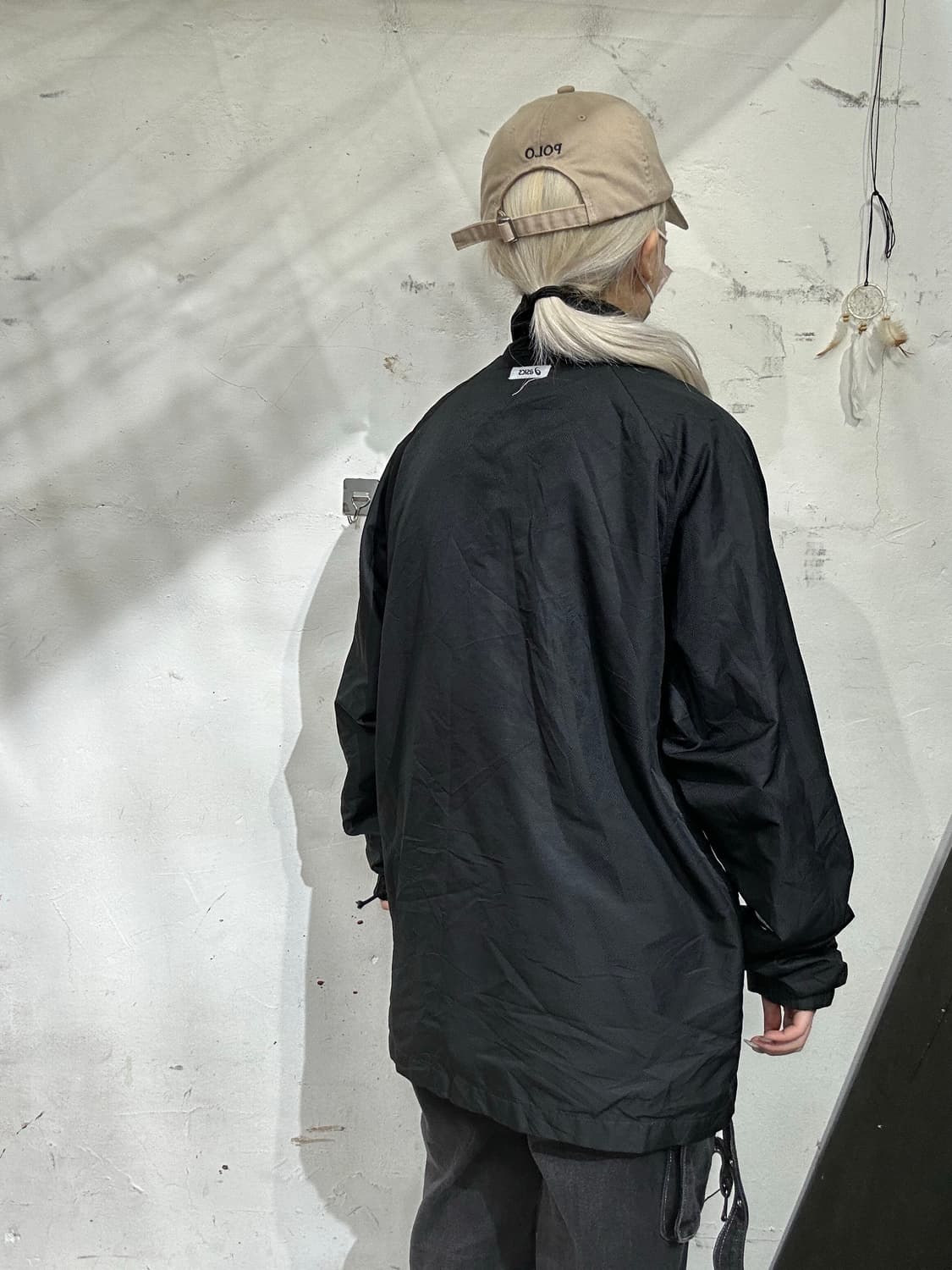 아식스 블랙 오버핏 바람막이 올드스쿨 트랙 자켓 L 상품이미지3