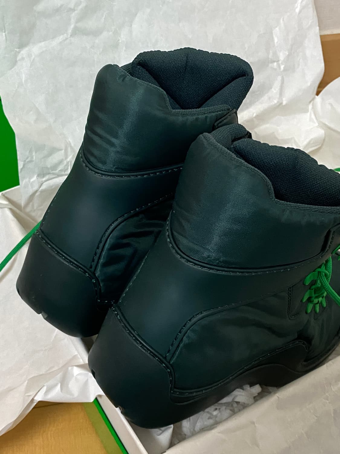 보테가베네타 퍼들 봄버 부츠 새상품 상품이미지4