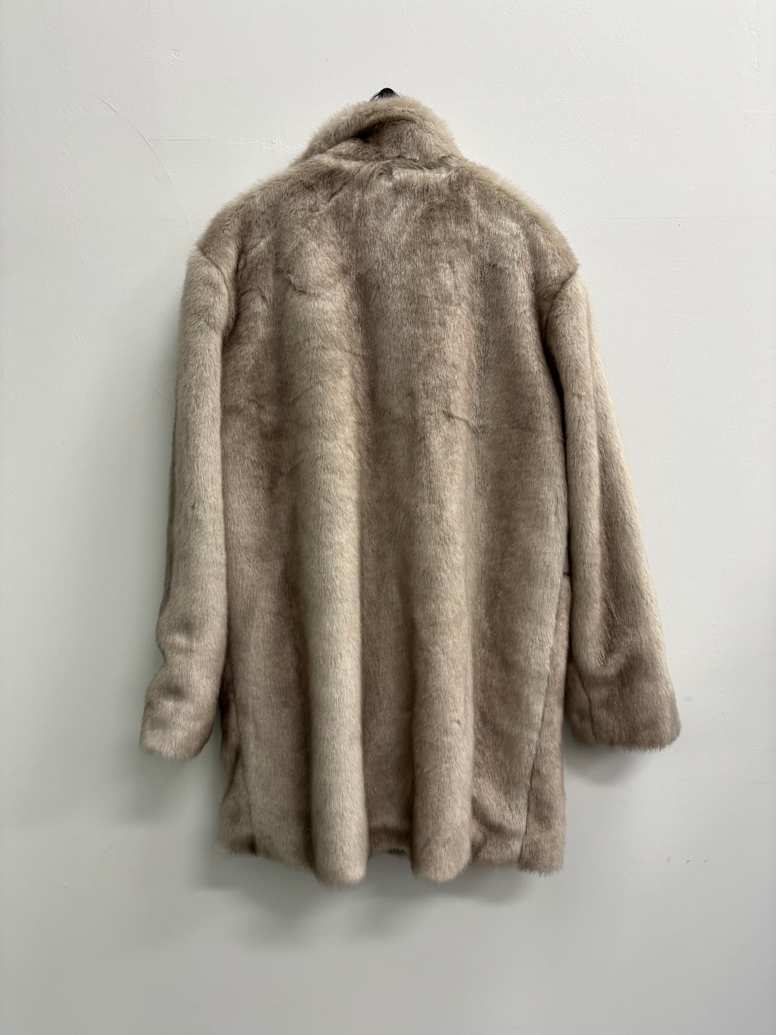 THE VERLIN(더 베를린) 가먼트 에코 밍크 퍼 코트 상품이미지6