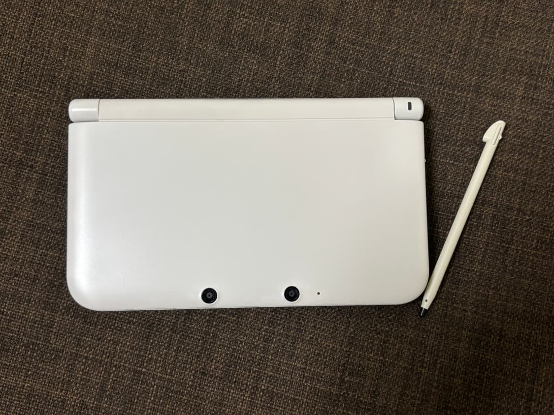 닌텐도 3DS XL 화이트 상품이미지2