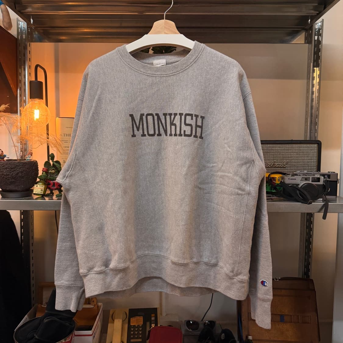 챔피온 리버스위브 MONKISH 스웻셔츠 상품이미지1